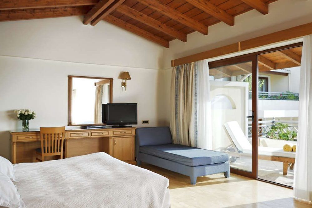 Negroponte Resort Eretria Bagian luar foto